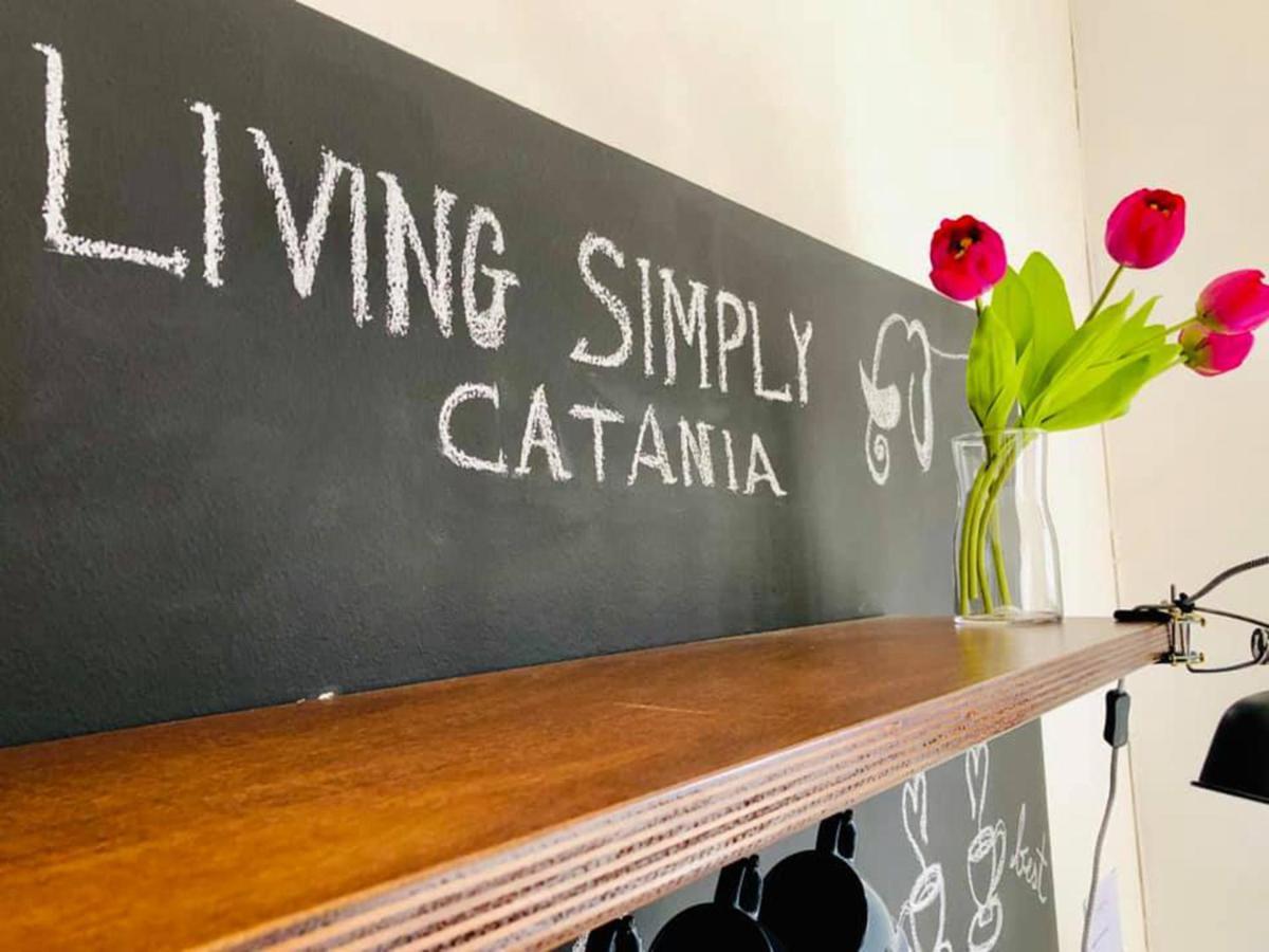 לינה וארוחת בוקר קטאניה Living Simply מראה חיצוני תמונה