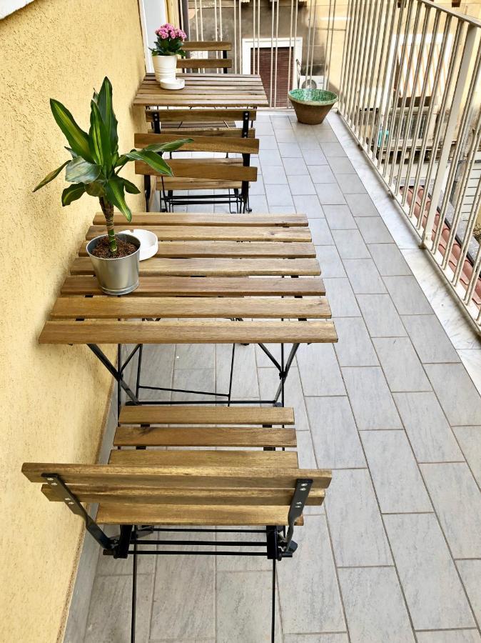 לינה וארוחת בוקר קטאניה Living Simply מראה חיצוני תמונה